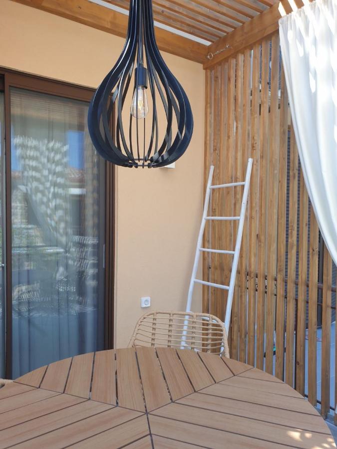 Vista Al Mare Luxury Apartments Gialova Exteriér fotografie
