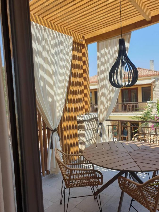 Vista Al Mare Luxury Apartments Gialova Exteriér fotografie